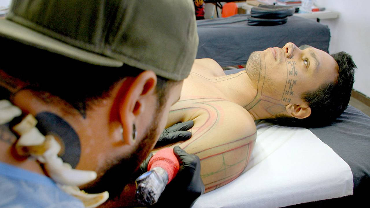 Îles Marquises , le tatouage dans la peau